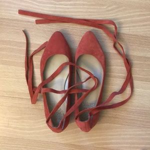 Vince Camuto lace-up flats